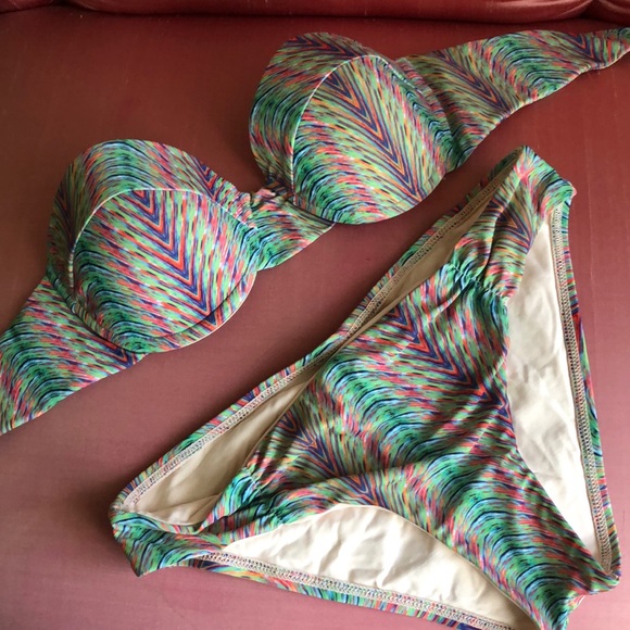 Lspace bikini set - Picture 1 of 4